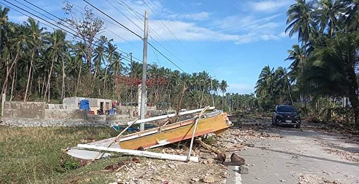 台风雷伊重创菲律宾 死亡人数升至375人