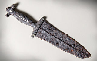 兩千年前的羅馬匕首驚現瑞士 或為戰場遺物