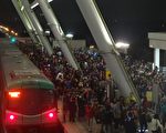 五月天演唱會 高捷加密班距延長營運時間