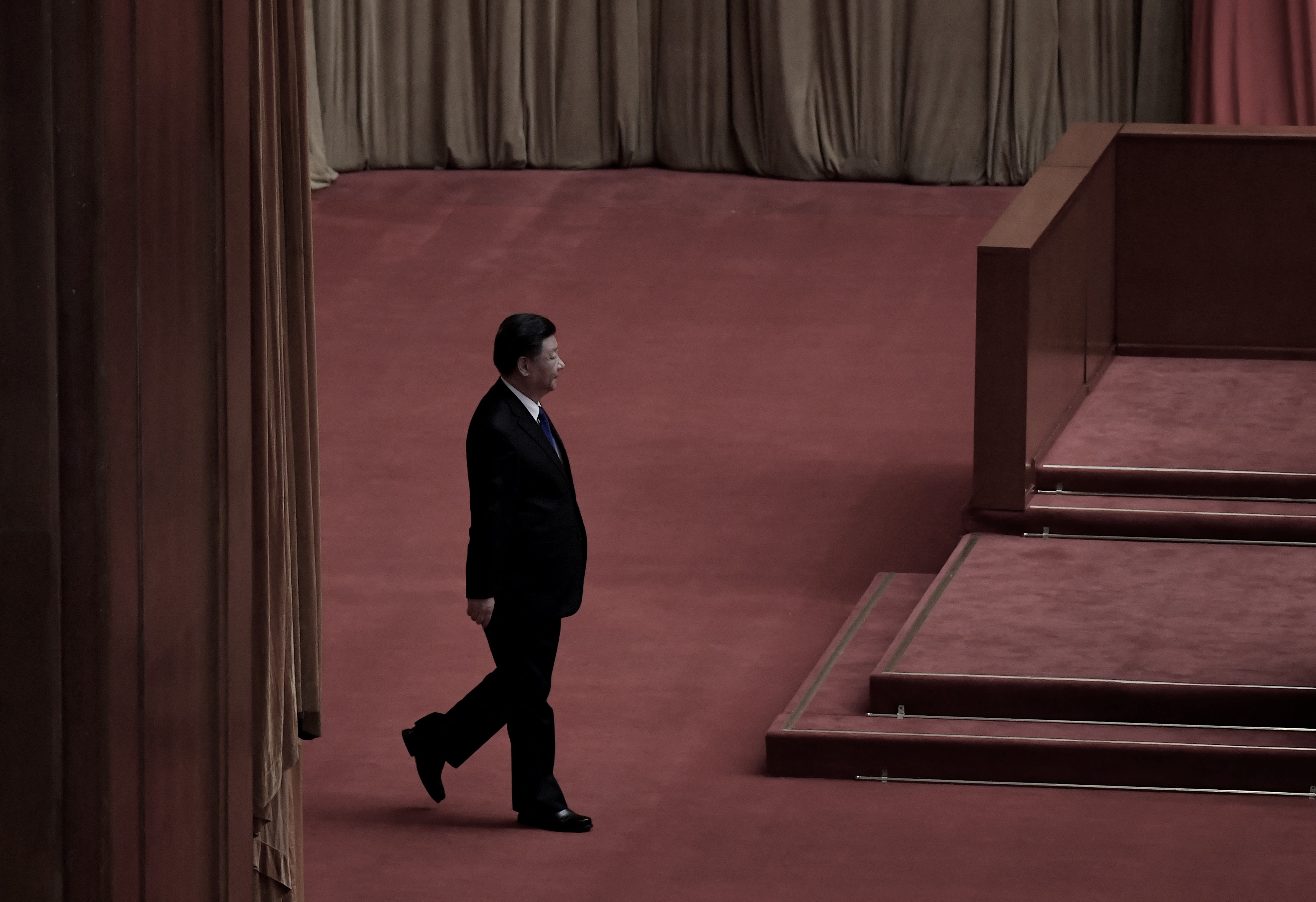 中共近日召开全国党内法规工作会议，中共总书记习近平强调党内“帮规”。分析人士认为，这实际上表明中共的内斗已变得更加激烈。图为习近平2021年10月9日在北京人民大会堂。( Noel Celis / AFP)