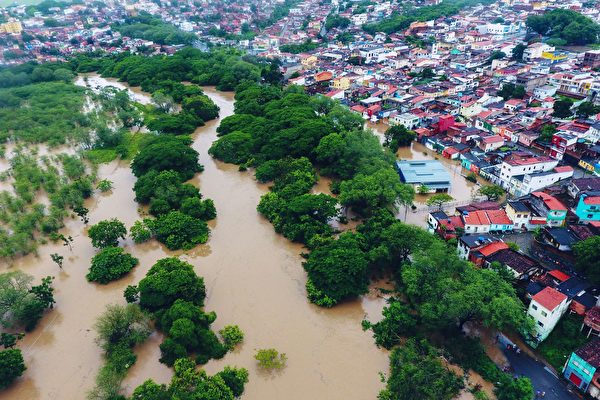 巴西東北部連日大雨 2水壩潰決淹沒數十城鎮