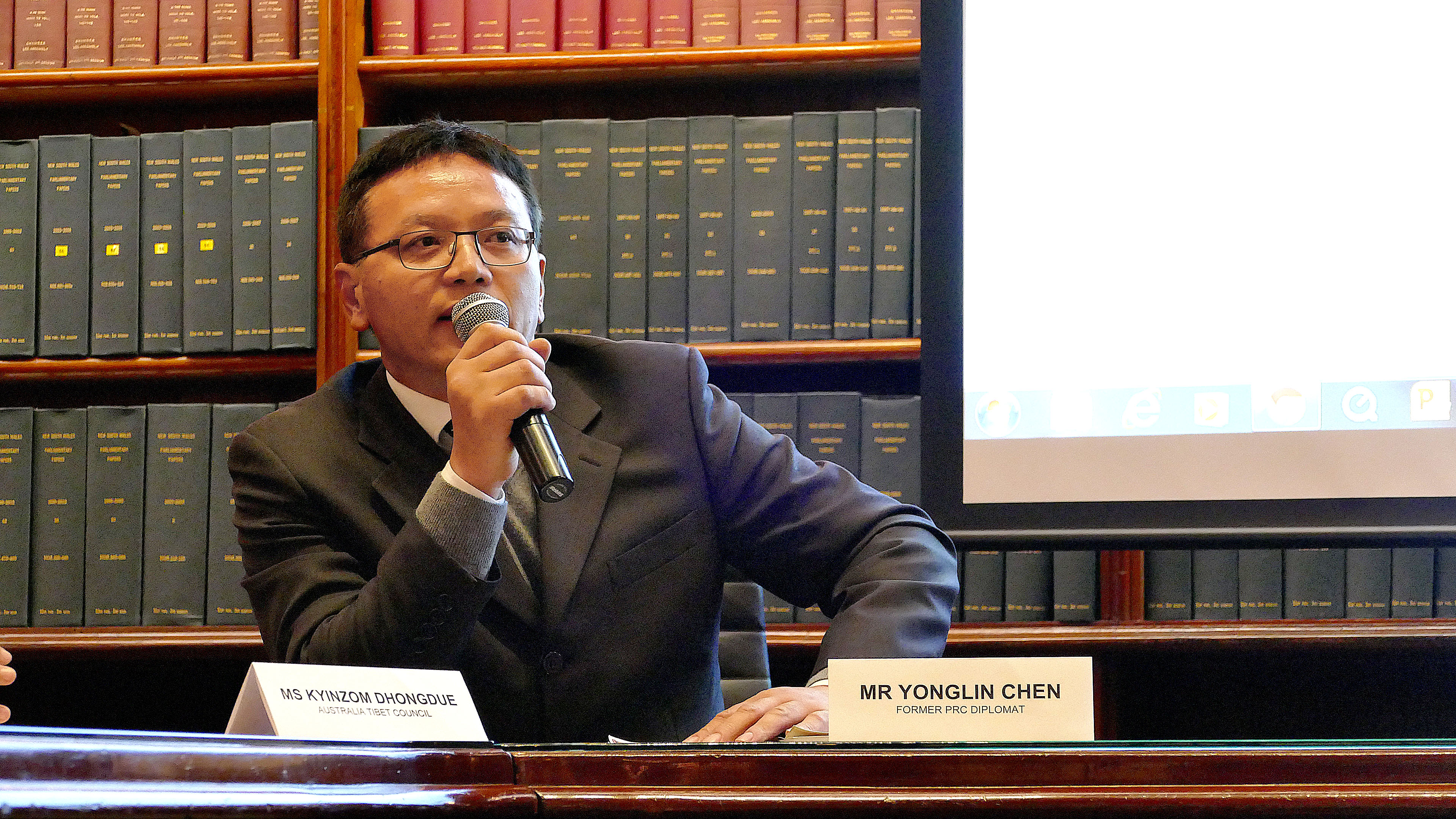 前中共駐澳洲外交官陳用林在幾年前透露,澳洲鈾礦商曾多次將名義上出口到印度的鈾運往中國。圖為陳用林資料照。(安平雅/大紀元)