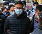 组图：香港200警察搜查立场新闻 拘捕6人