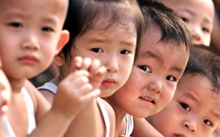 专家料中国去年出生率创新低 人口或萎缩