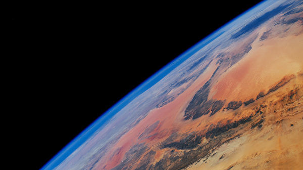 從這個角度看 地球很像火星