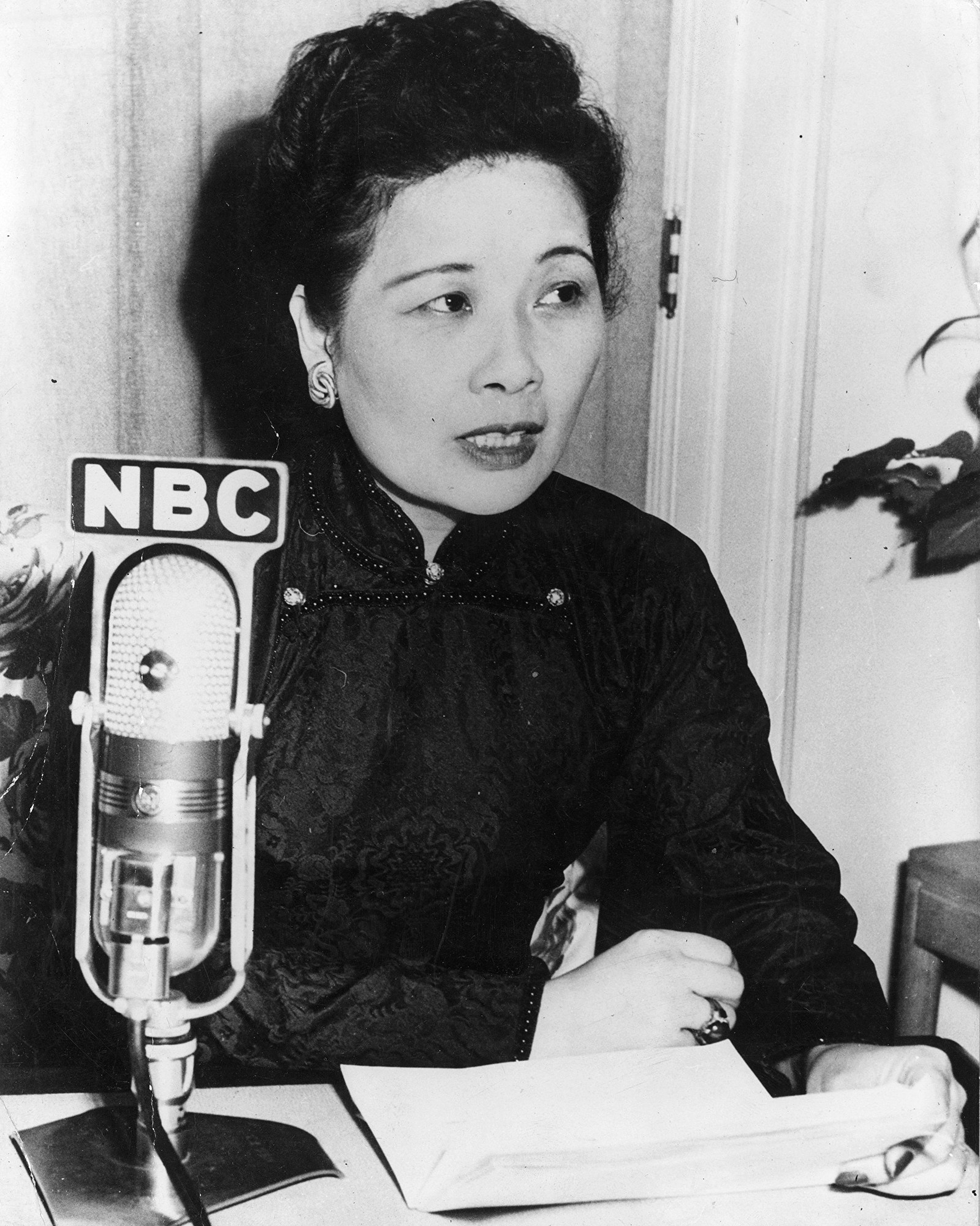 1950年1月,宋美龄藉NBC向纽约的美国电视观众致辞。她向听众保证,中国不会屈服于共产党的入侵。(Keystone / Getty Images)