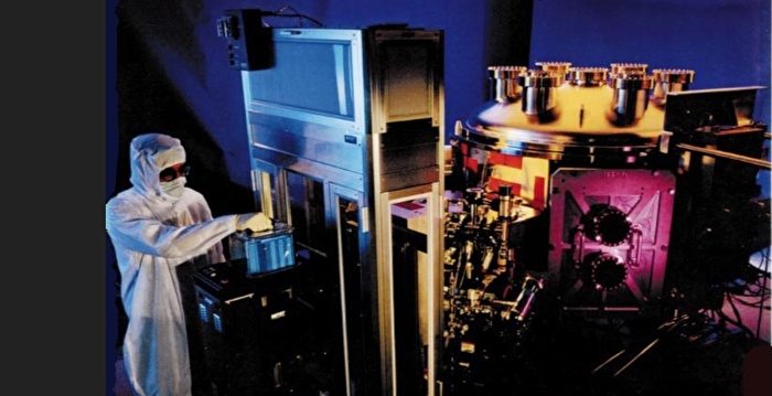 上海微电被美制裁 中共光刻机生产被卡脖子