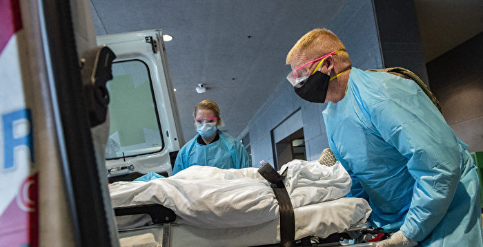 全美染疫人数激增 多项基本服务濒临崩溃