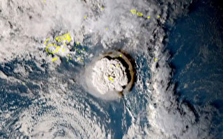 东加火山又爆发 太平洋海啸警报中心：侦测到巨浪