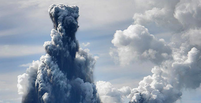 大爆发另有原因？汤加火山口遁形 监测难