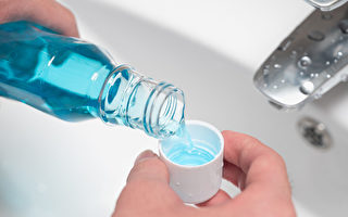 实验室测试：两种漱口水可分解新冠病毒