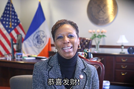 纽约市议长欧德思31日录制影片，向华人社区恭祝新年快乐。