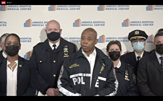 紐約市休班警察深夜遭開槍 工會主席抨擊