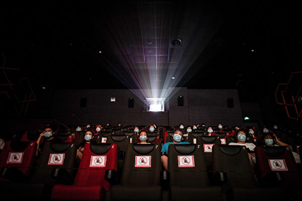 中国电影票房“全球第一”？ 专家曝内情
