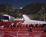 组图：北京冬奥使用人造雪 威胁运动员安全
