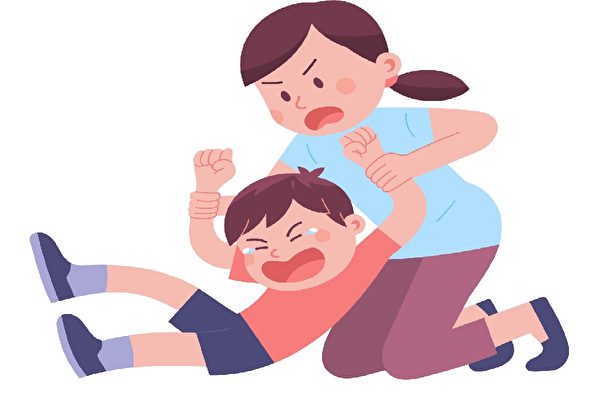 家長在小朋友發脾氣打自己時，先用安全姿勢護住孩子頭部與手臂