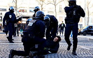 組圖：法國民眾抗議防疫措施 遭警方拘捕