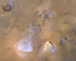 NASA發布新視頻 展示火星上空雲層景象