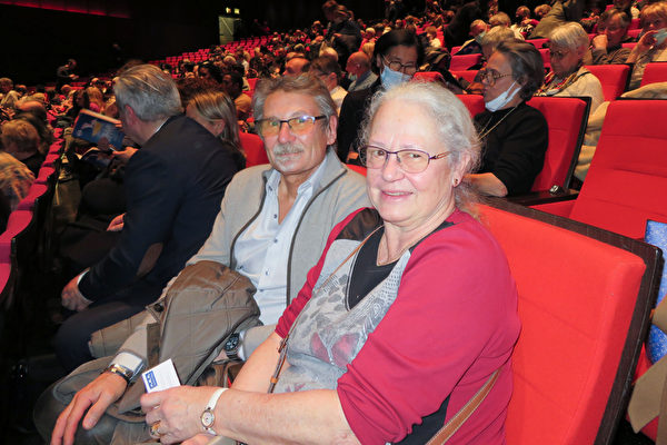 Shen Yun Paris is full of mainstream praise, profound connotation conveys peace