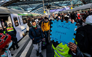 逾千烏克蘭難民抵柏林 歐洲現大規模移民潮
