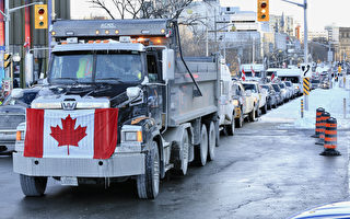 抗议疫苗令 加拿大老兵从温哥华步行至安省