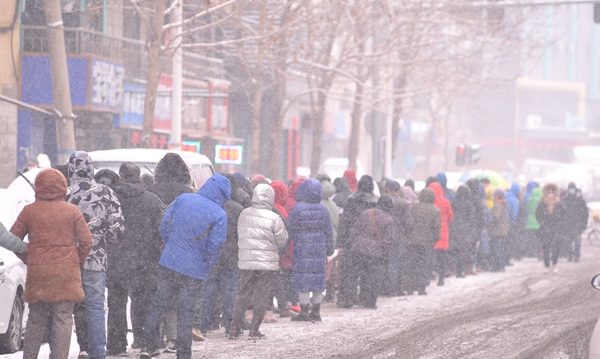 东三省气温骤降 黑龙江吉林将现大暴雪