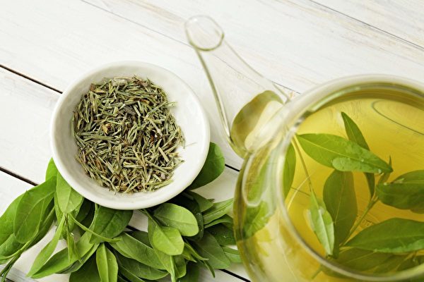 綠茶含有稱為ECG和EGCG的兒茶素，這兩種營養被認為可以延長壽命。(Shutterstock)