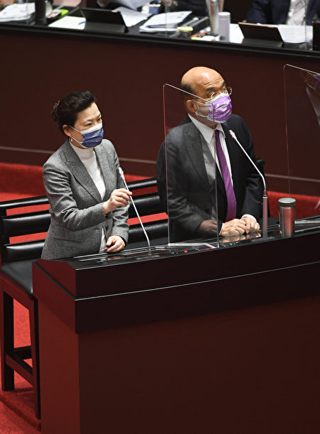 行政院長蘇貞昌18日表示，香港已被中共吃掉，臺灣不能讓中資如入無人之境。