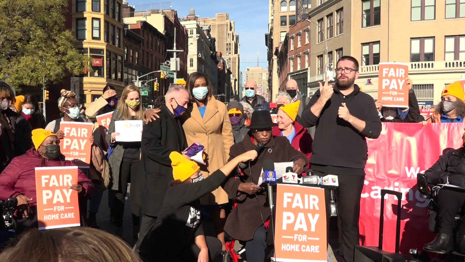 市议会通过决议呼吁州议会给家庭护理员涨工资| 大纪元