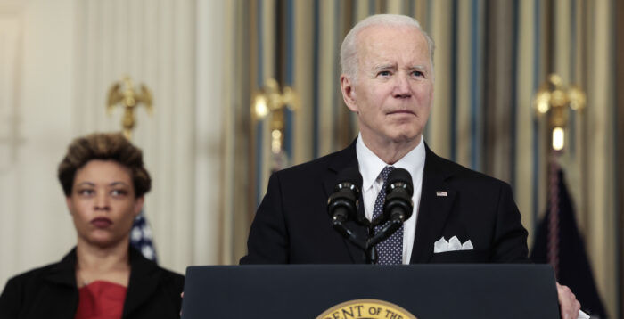 拜登称不收回“普京不能继续掌权”的言论