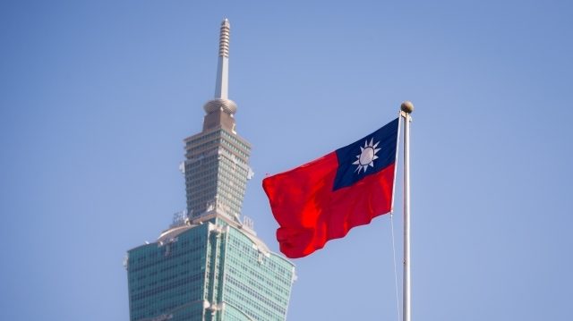 法德公共电视台探讨世界民主弱化 赞台湾优势
