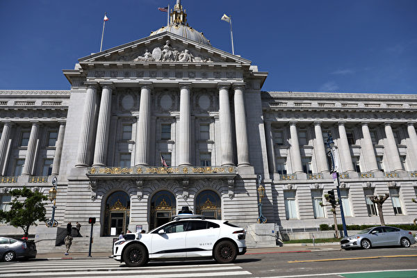 组图：旧金山开放自动驾驶车提供载客服务
