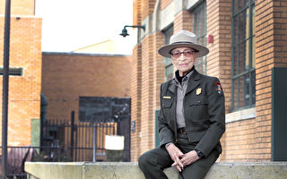 美国最年长的护林员百岁退休 曾获多项荣誉