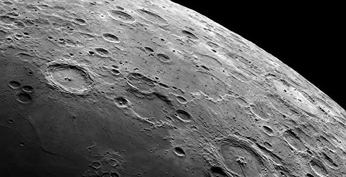 研究：月球异常磁场保护着撞击坑冰水资源