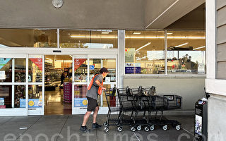 南加州食雜店新勞資合同增時薪4.25美元