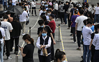 北京本地旅游团涉疫 最大社区立即封控