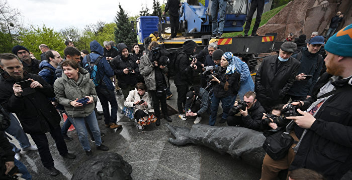 普京暗示核威胁后 中共官媒屏蔽 微博热议