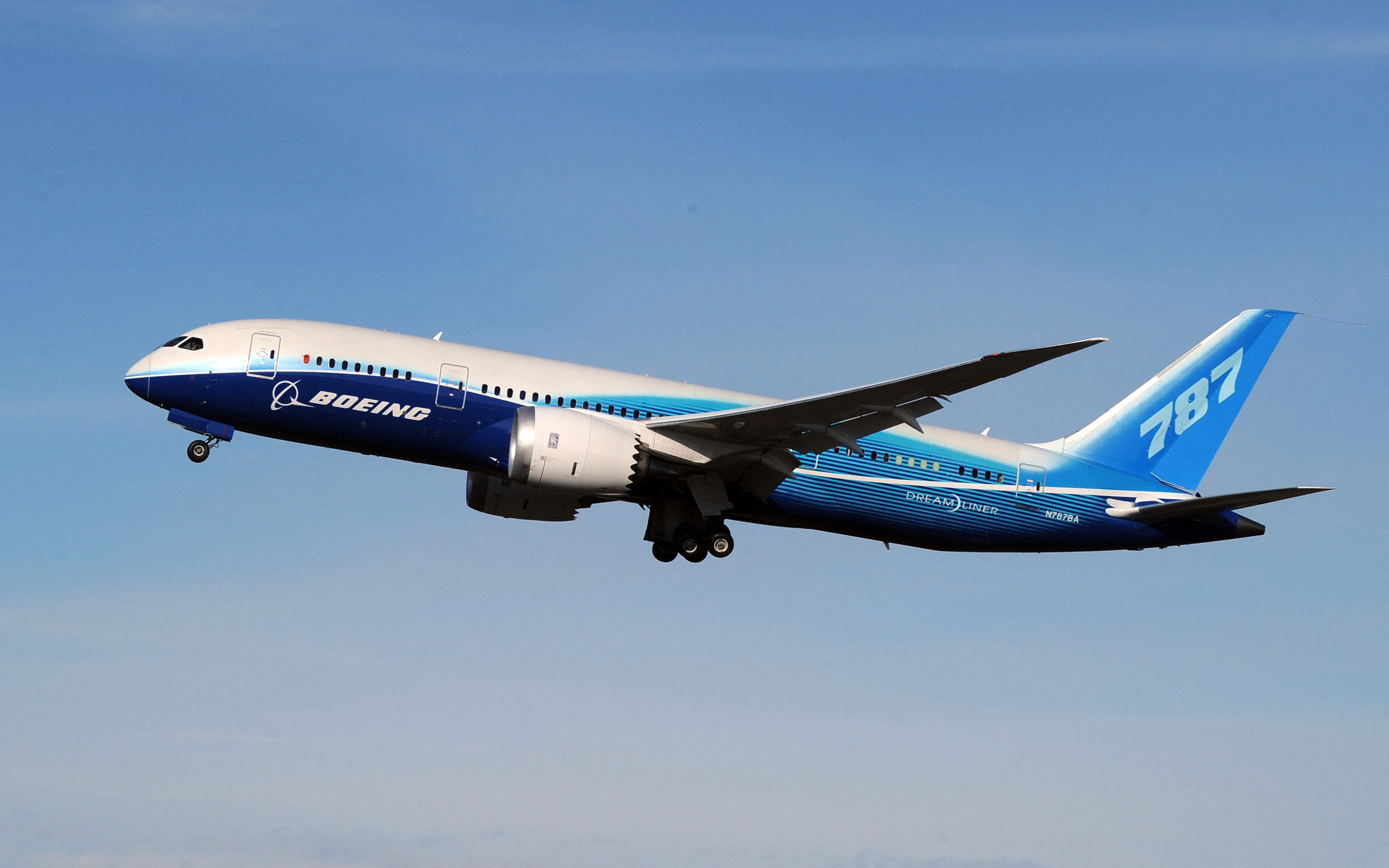 波音要求客户检查787飞机驾驶舱座椅开关| 波音787梦想客机| 飞行