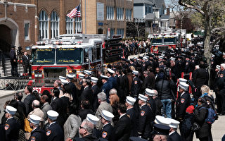 紐約市為犧牲消防員舉行葬禮