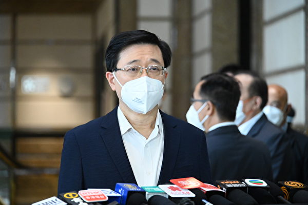 香港准特首政纲被批无新意 发布会拒5传媒