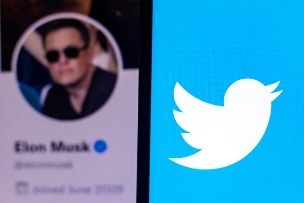 马斯克与推特CEO就虚假账户问题发生争执