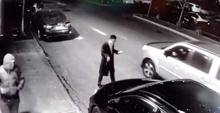 法拉盛华商行刑式枪杀案告破