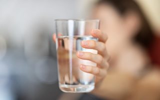 喝水能幫助減肥嗎？