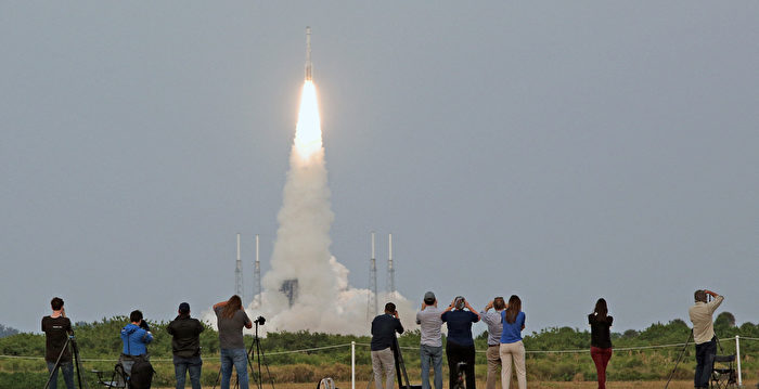 波音星际客机完成关键测试任务 成功返回地球