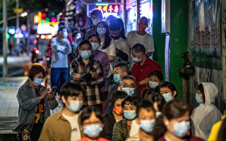 廣州全市疫情升溫 海珠區封控 民眾搶購物資