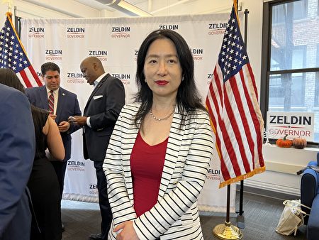 紐約州眾議院第40選區候選人廖怡安以收容所多建在華人居住地一事為例表示，很多華人投票的民主黨官員並沒有為華人居民說話。