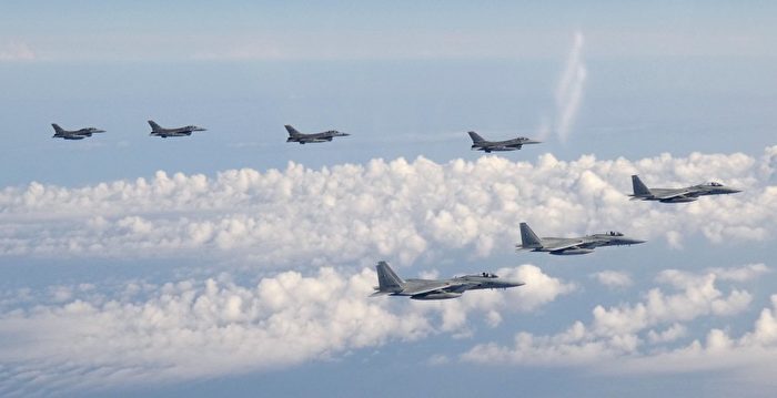 回应朝鲜挑衅 日美战机训练 韩美实弹演习