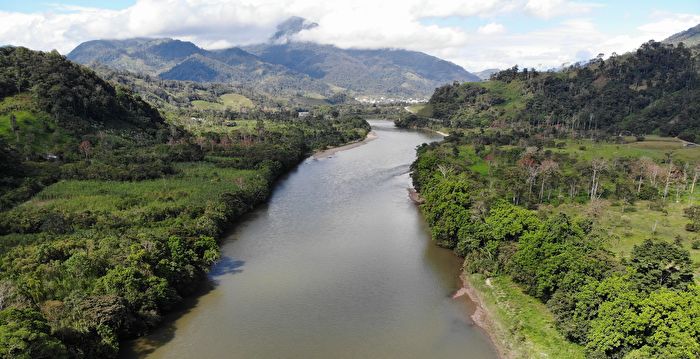 长逾六千公里 亚马逊河为何一座桥都没有？