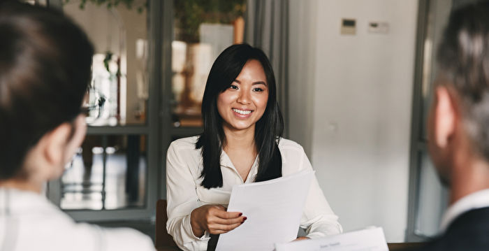 澳华裔女孩辞白领工作自创业 年入过亿美元