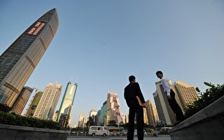 中國最富城市之一深圳降薪 錢荒引爆民怨
